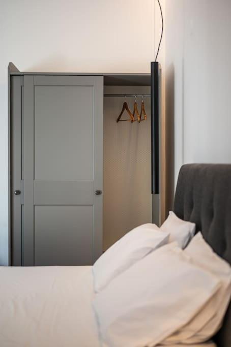 Elegant Fully Equipped Apartment Near City Centre كاندية المظهر الخارجي الصورة